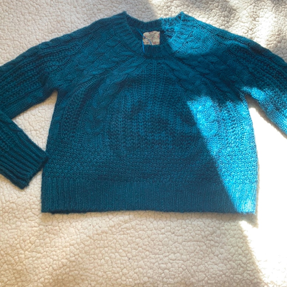 Cropped blue-green Sweater
